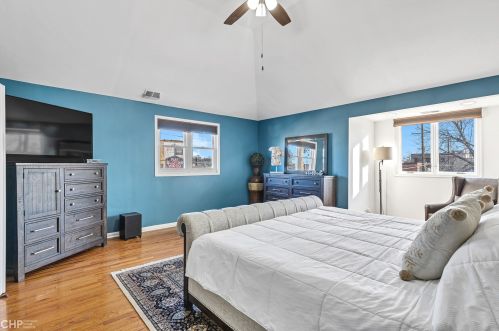 2614 Oak Park Ave, Forest View IL 60402-2533 exterior