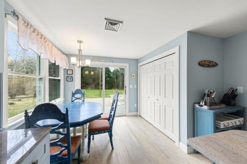 15 Highland Rd, Eastham MA 02642-3302 exterior