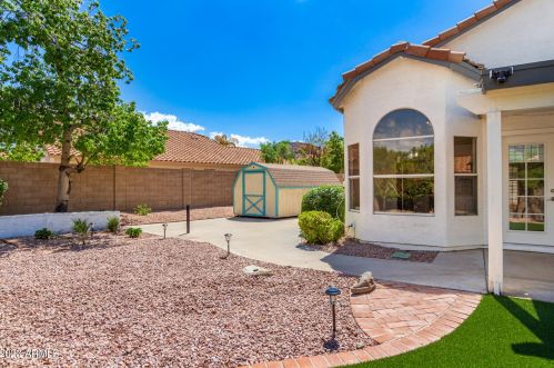 1222 Beverly Ln, Phoenix AZ 85032-3408 exterior