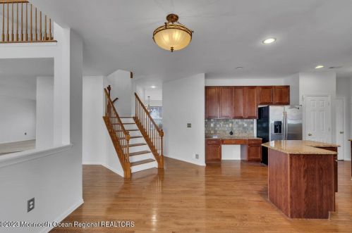 111 Picadilly Dr, Jackson Twp NJ  08527-1290 exterior