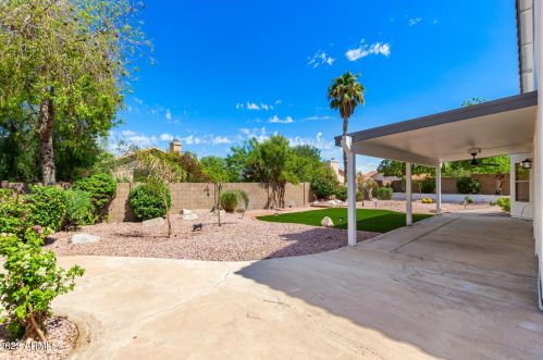 1222 Beverly Ln, Phoenix AZ 85032-3408 exterior