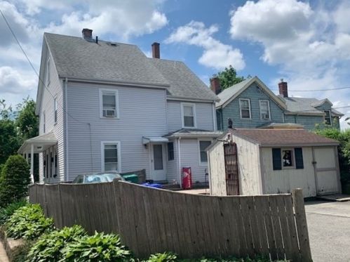 61 Jewett St, Newton, MA 02458-1512