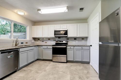 7027 Buchanan Dr, Richmond, TX 77469-5967