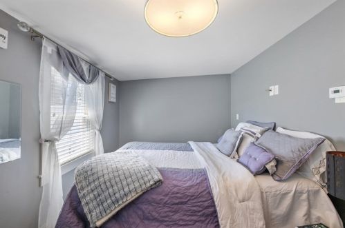 186 Mt Vernon St, Lawrence MA 01843-3302 exterior