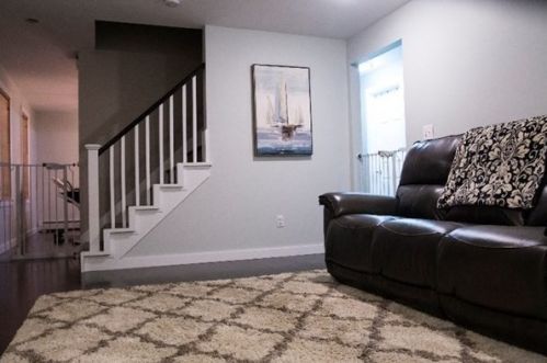 217 Hathaway Commons Rd, Fall River, MA 02720-6819