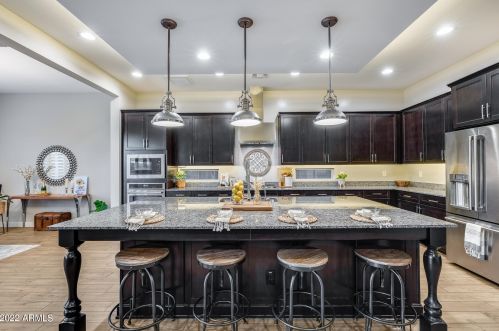 22421 30 St, Phoenix AZ 85050-4405 exterior