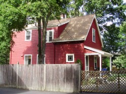 69 Pine St, Newton, MA 02466-1115