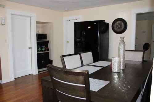 52 Kenneth St, Lawrence MA 01843-2717 exterior