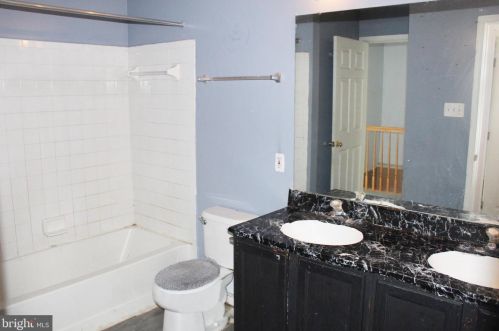 48 Coachlight Dr, Erial NJ 08081-5609 exterior