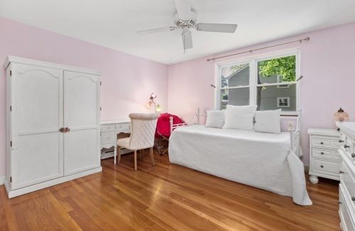 23 Colonial Rd, Hingham MA 02043-3639 exterior