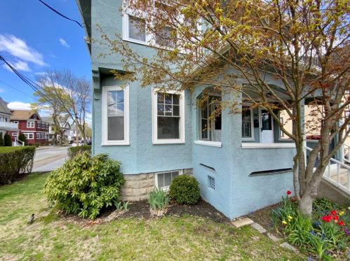 16 Gardner St, Arlington, MA 02474-3830