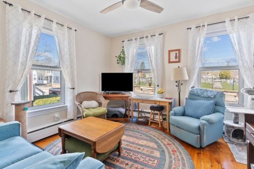 53 Hale St, Beverly MA 01915-5426 exterior