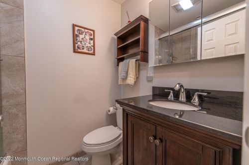 32 Buckingham Dr, Jackson Twp NJ 08527-2639 exterior