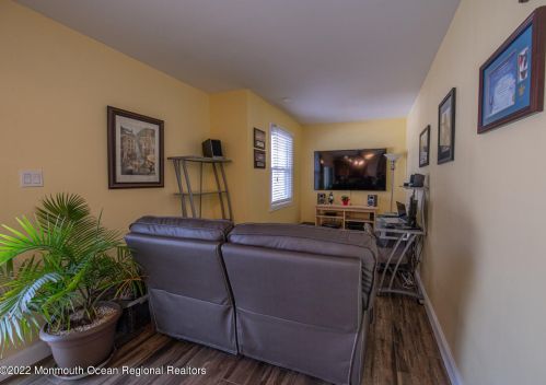 32 Buckingham Dr, Jackson Twp NJ 08527-2639 exterior