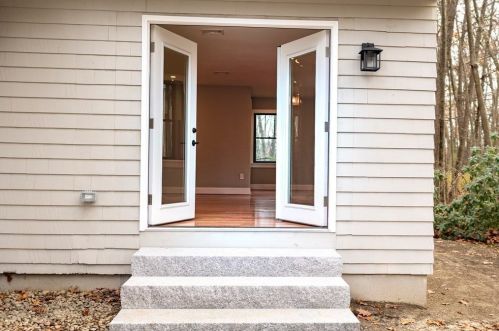 162 Bellows Hill Rd, Carlisle MA  01741-1722 exterior