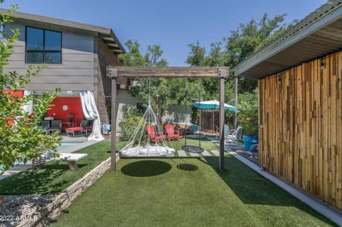 4028 45th St, Phoenix AZ 85044-6060 exterior