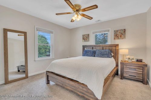 39 Brown Pl, Tinton Falls NJ  07701-2206 exterior