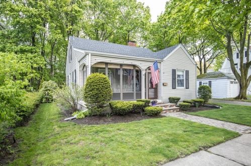 67 Ellsworth Rd, Peabody, MA 01960-4237