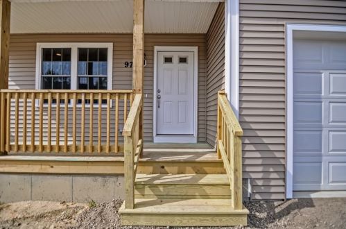 77 Ariel Cir, Sutton MA 01590-4825 exterior