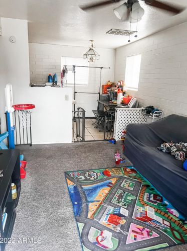 11232 18 Dr, Phoenix AZ 85007-2431 exterior