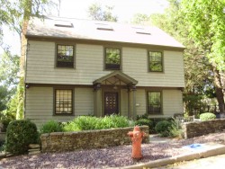 111 Hawthorne Ave, Newton, MA 02466-3015