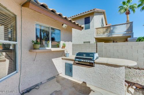 2145 Cathedral Rock Dr, Phoenix AZ 85048-8909 exterior