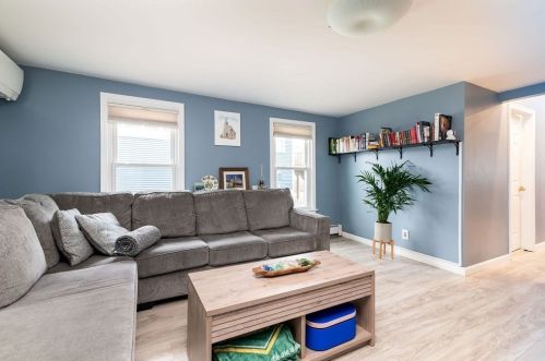 89 Post Island Rd, Quincy MA  02169-2643 exterior