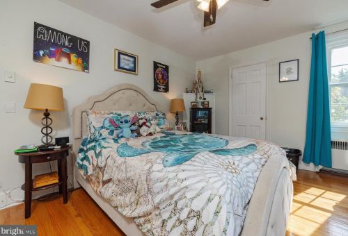 605 Delaware St, West Deptford NJ  08096-1576 exterior