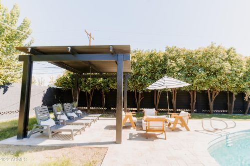 3719 Amelia Ave, Phoenix AZ  85018-5117 exterior