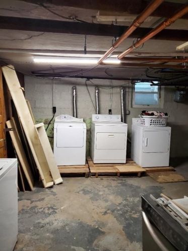 335 Ashley Blvd, New Bedford MA 02746-1864 exterior