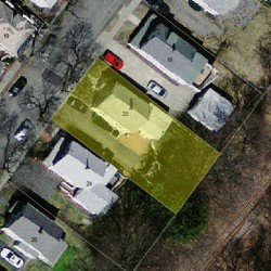 20 Chandler Pl, Newton MA 02464-1402 aerial view