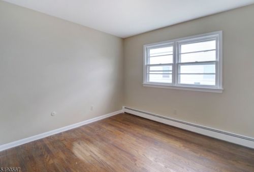 17 Jeraldo St, Belleville NJ 07109-1035 exterior