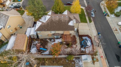 9232 Stone Ridge Cir, Sandy UT 84093-2698 exterior