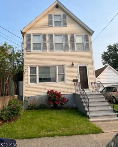 87 Holly St, Carteret, NJ 07008-2451
