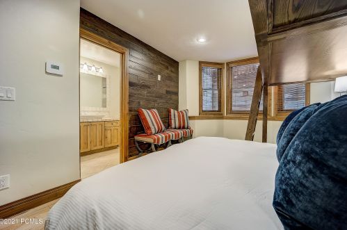 953 Park Ave, Park City UT 84060-5202 exterior