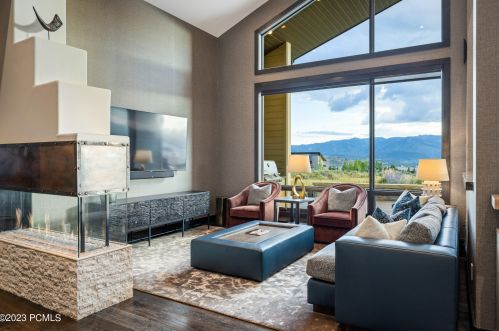 8449 Silver Crk Rd, Park City UT exterior