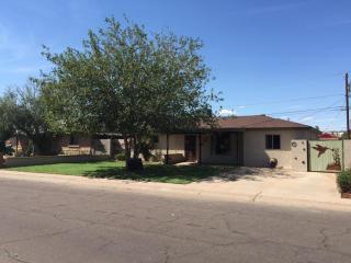 2938 Heatherbrae Dr, Phoenix AZ  85018-4810 exterior