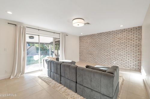 13216 30th Pl, Phoenix AZ  85032-6033 exterior