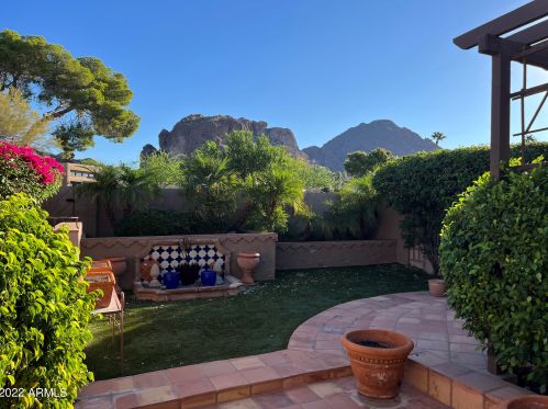 4442 Camelback Rd, Phoenix AZ  85018-2838 exterior