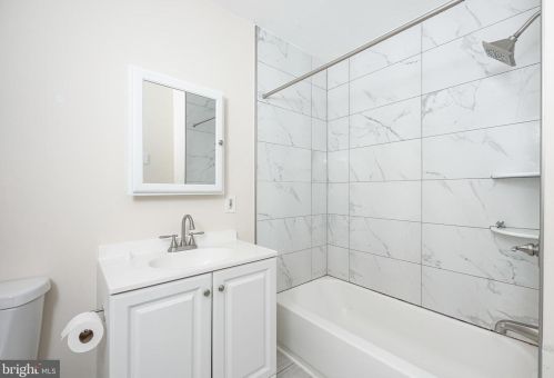 409 Mantua Ave, West Deptford NJ 08066-1277 exterior