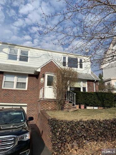 59 Magnolia Ave, Kearny NJ  07032-1716 exterior