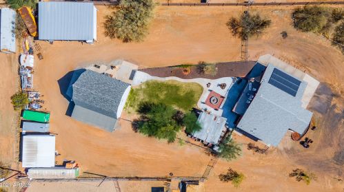 906 Carlise Rd, Phoenix AZ 85086-7479 exterior