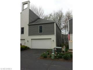 1366 Patti Park, Cleveland, OH 44145-1965