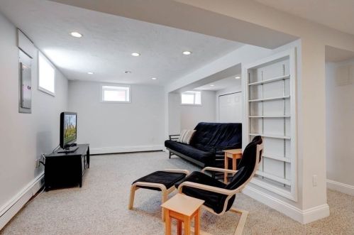 20 Amherst St, Arlington MA 02474-3408 exterior