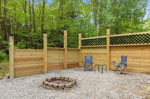 540 Royalston Rd, Royalston MA 01331-9401 exterior