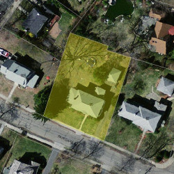 95 Fair Oaks Ave, Newton MA 02460-1143 aerial view