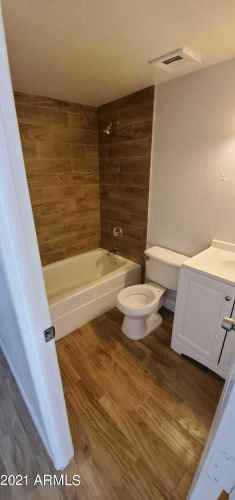 5432 Belleview St, Phoenix AZ 85043-1716 exterior