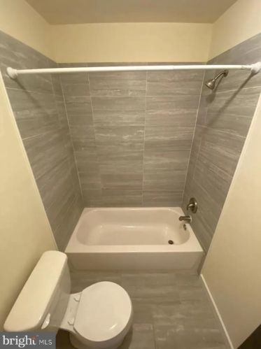 6219 Hazel Ave, Philadelphia PA  19143-1022 exterior