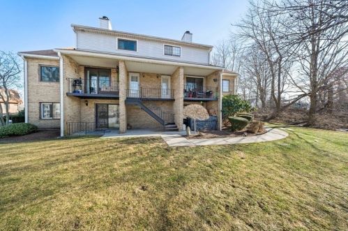 194 Washington St, Canton, MA 02021-3863