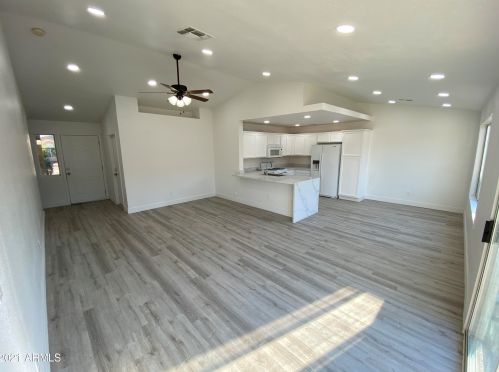 8418 Berkeley Rd, Phoenix AZ  85037-4146 exterior